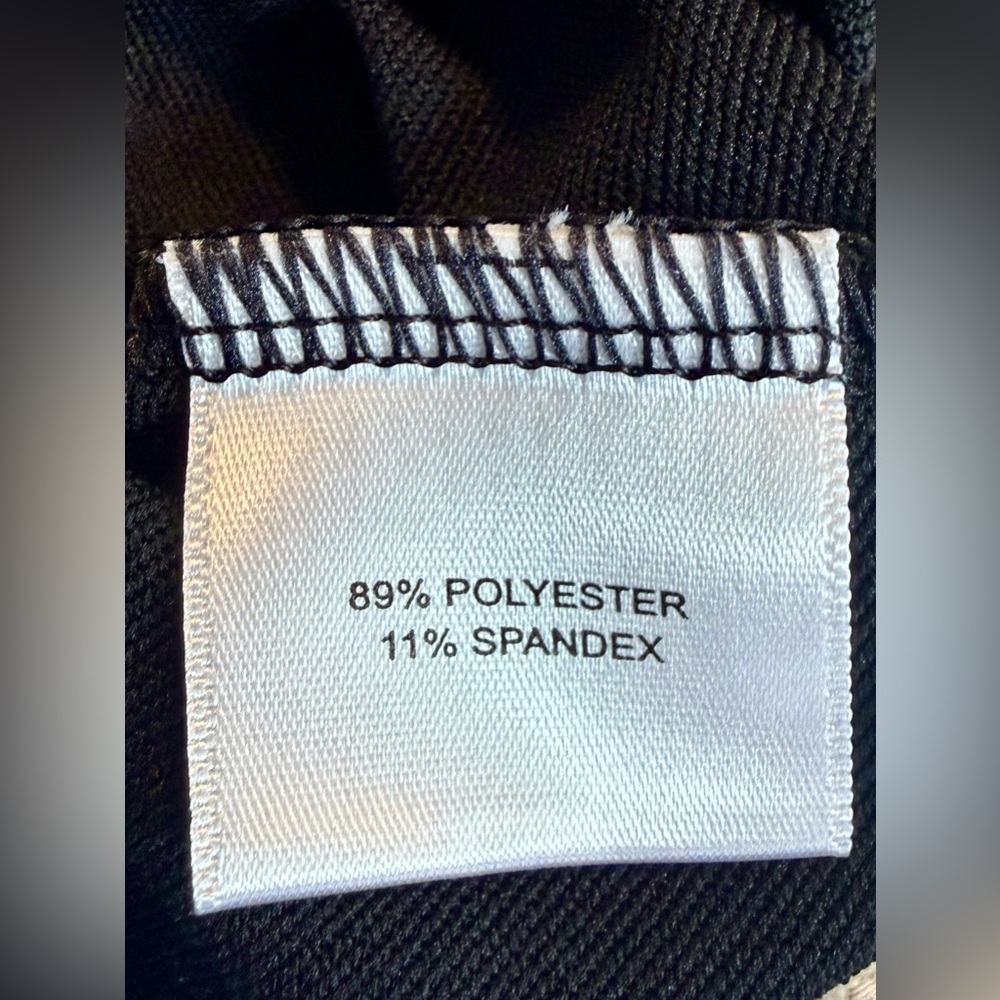 Peter Millar Crown Sport 1/4 Zip Pullover Black Large Performance - Picture 7 of 11